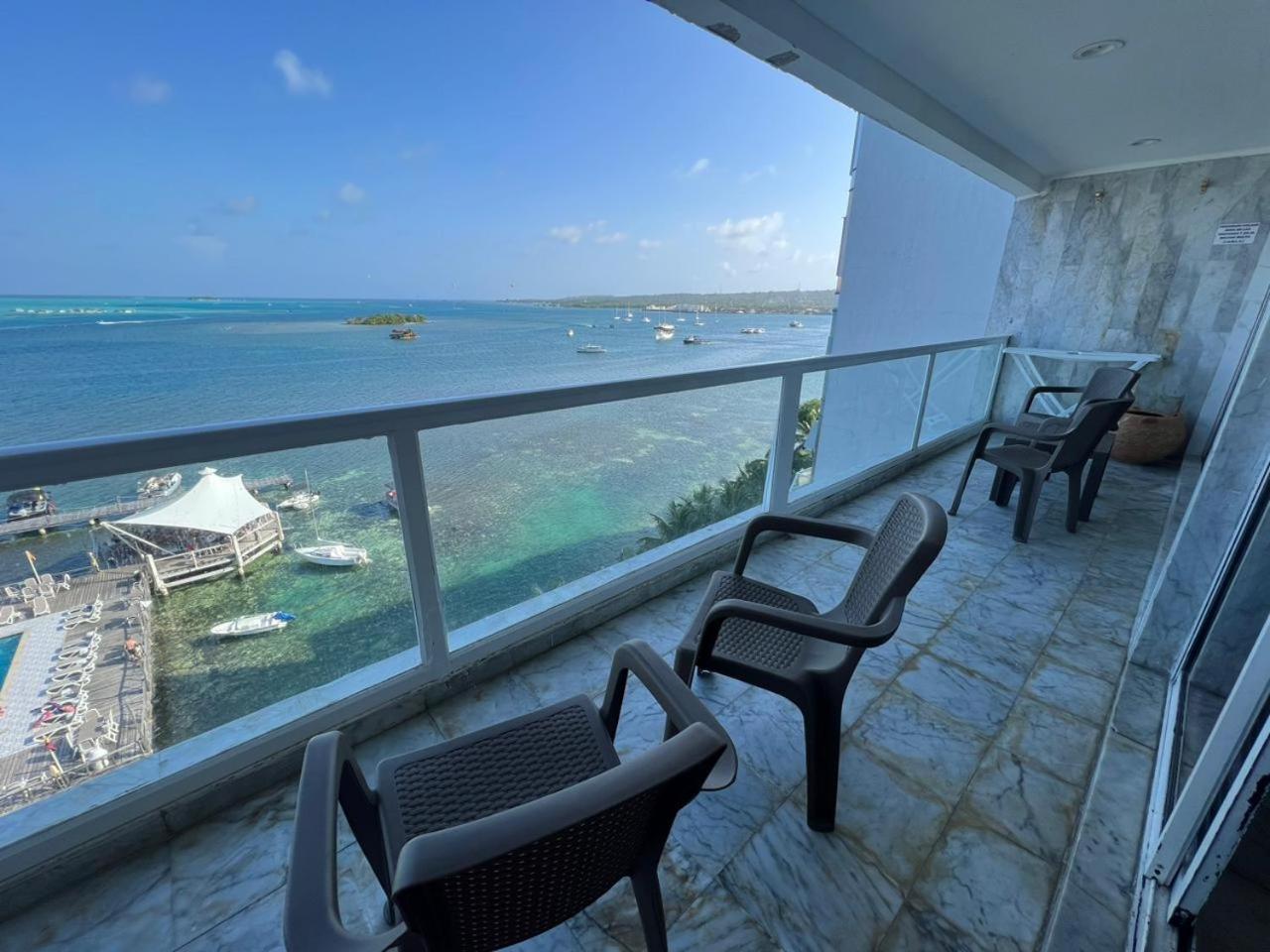 Apartamentos Con Playa Privada Y Vista Al Mar San Andrés Екстериор снимка